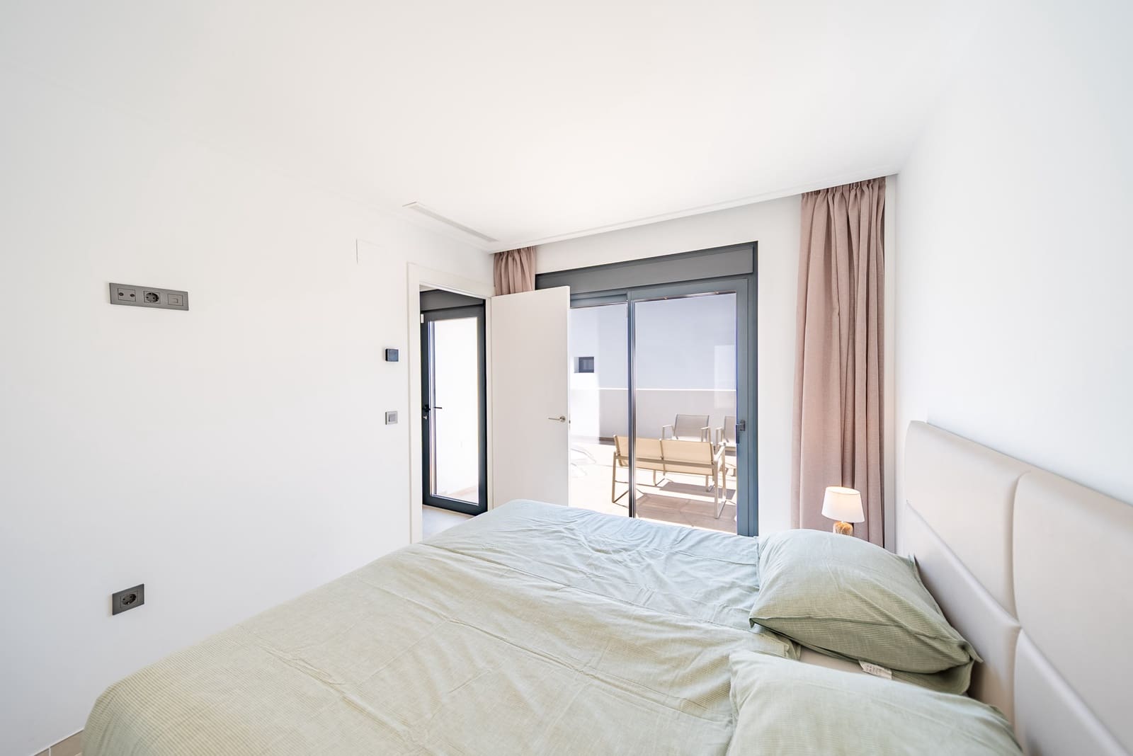 3 bedroom Villa for sale in Ciudad Quesada with pool garage - € 540,000 (Ref: 9172371)