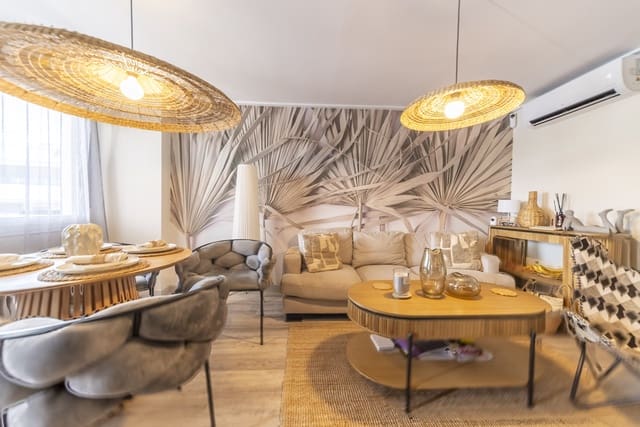 3 sypialnia Dom na sprzedaż w Los Altos z basenem garażem - 315 000 € (Ref: 9172373)