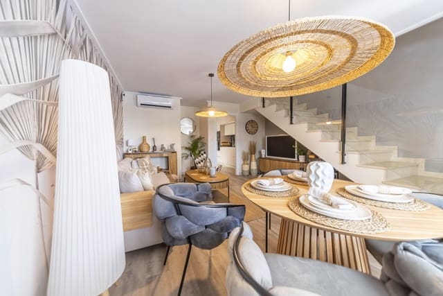 3 sypialnia Dom na sprzedaż w Los Altos z basenem garażem - 315 000 € (Ref: 9172373)