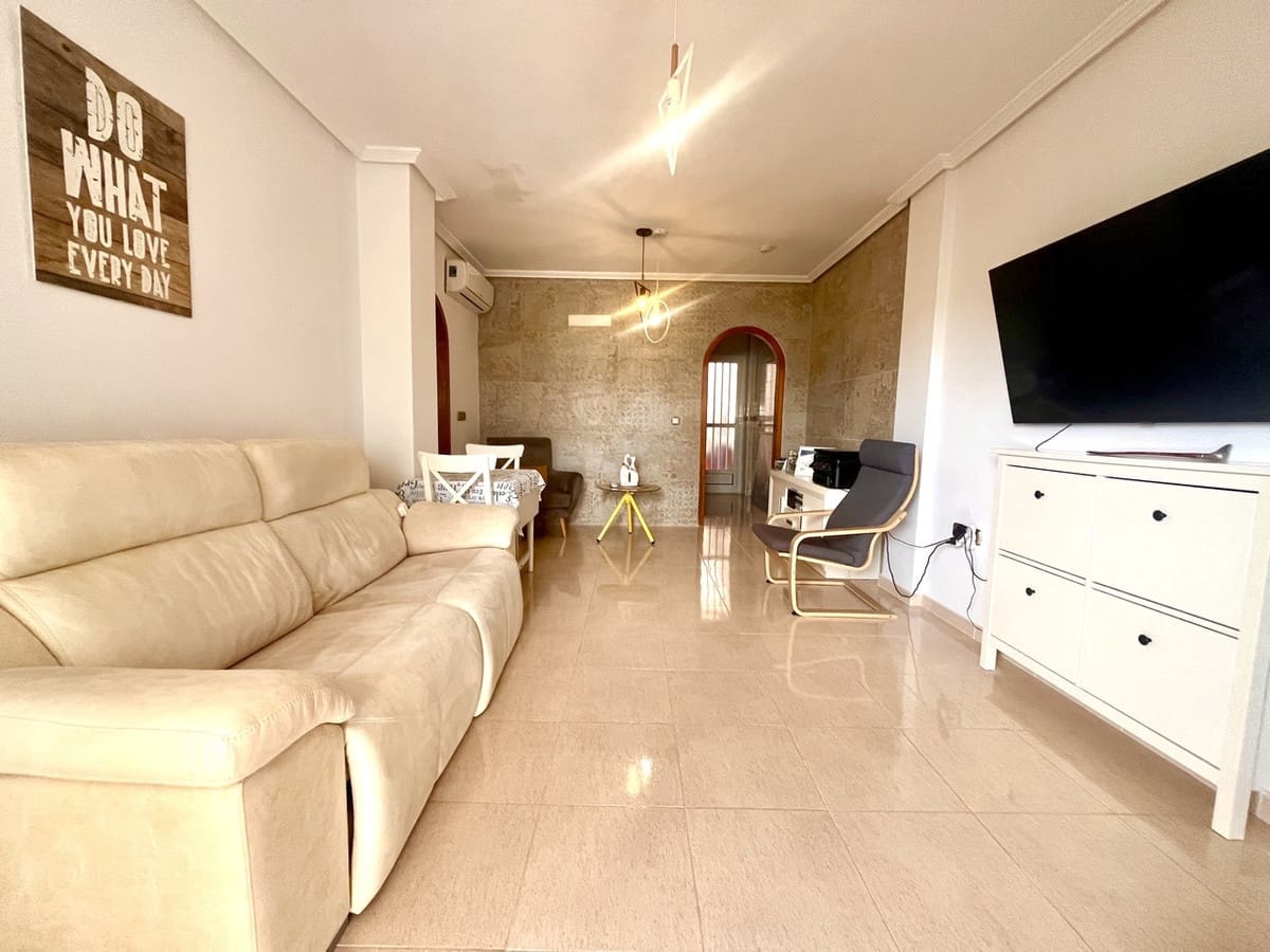 2 slaapkamer Appartement te koop in Cabo Roig met zwembad - € 159.000 (Ref: 9172543)