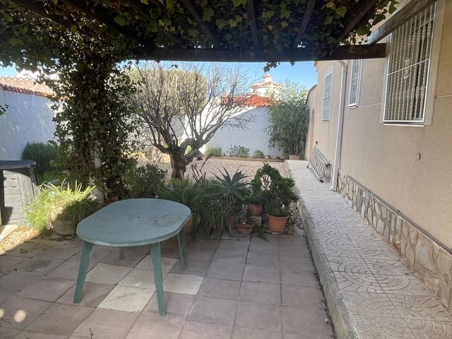 5 bedroom Villa for sale in Ciudad Quesada, Rojales with pool - € 530,000 (Ref: 9176146)