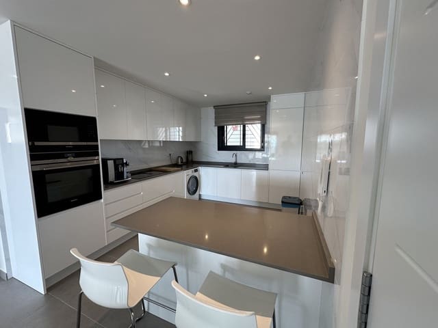 2 camera da letto Attico in vendita in Villamartin, Orihuela con piscina garage - 399.500 € (Rif: 9177952)