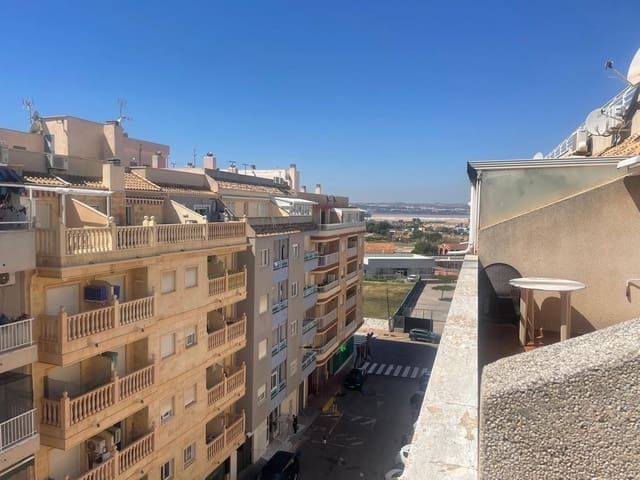 2 slaapkamer Penthouse te koop in Playa del Acequión, Torrevieja met zwembad garage - € 124.000 (Ref: 9180766)