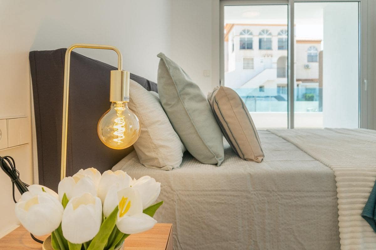 3 soverom Leilighet til salgs i Playa Flamenca med svømmebasseng garasje - € 380 000 (Ref: 9182036)