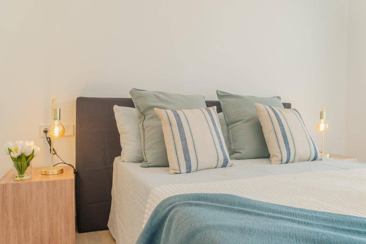 3 sovrum Lägenhet till salu i Playa Flamenca med pool garage - 380 000 € (Ref: 9182036)