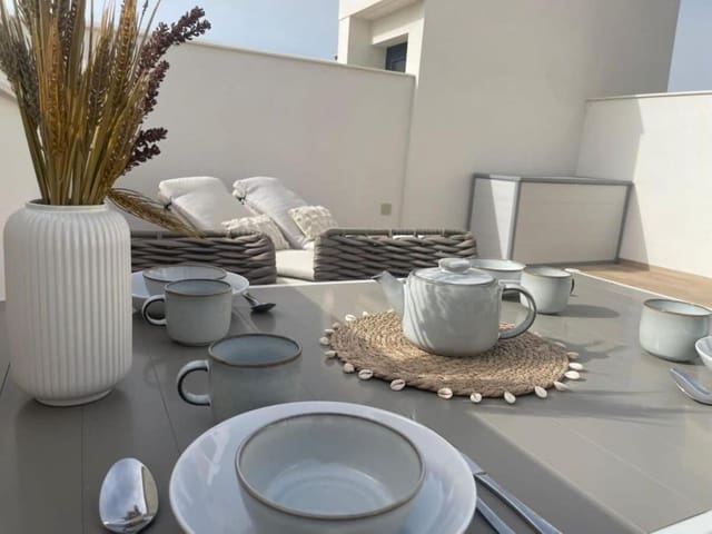 2 slaapkamer Penthouse te koop in Villamartin, Orihuela met zwembad garage - € 329.995 (Ref: 9192043)