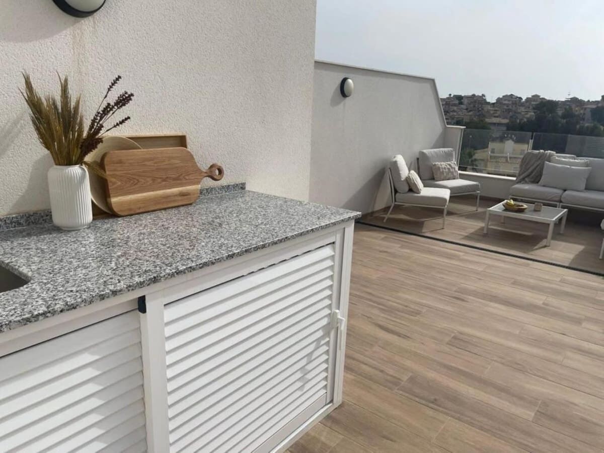 2 camera da letto Attico in vendita in Villamartin con piscina garage - 329.995 € (Rif: 9192043)