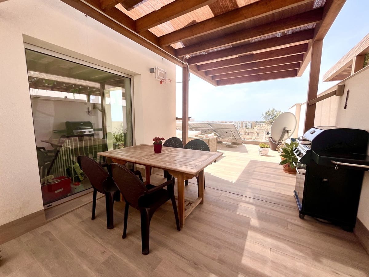 2 soveværelse Penthouse til salg i Playa Flamenca med swimmingpool - € 309.950 (Ref: 9192046)