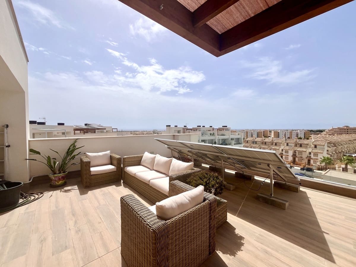 2 soveværelse Penthouse til salg i Playa Flamenca med swimmingpool - € 309.950 (Ref: 9192046)