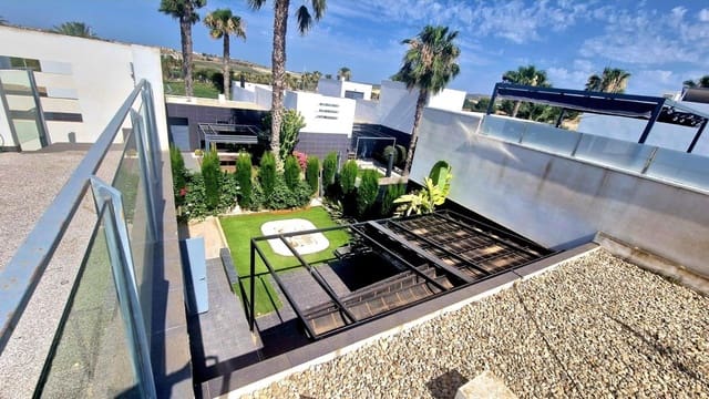 2 bedroom Townhouse for sale in Algorfa with pool garage - € 199,000 (Ref: 9195242)