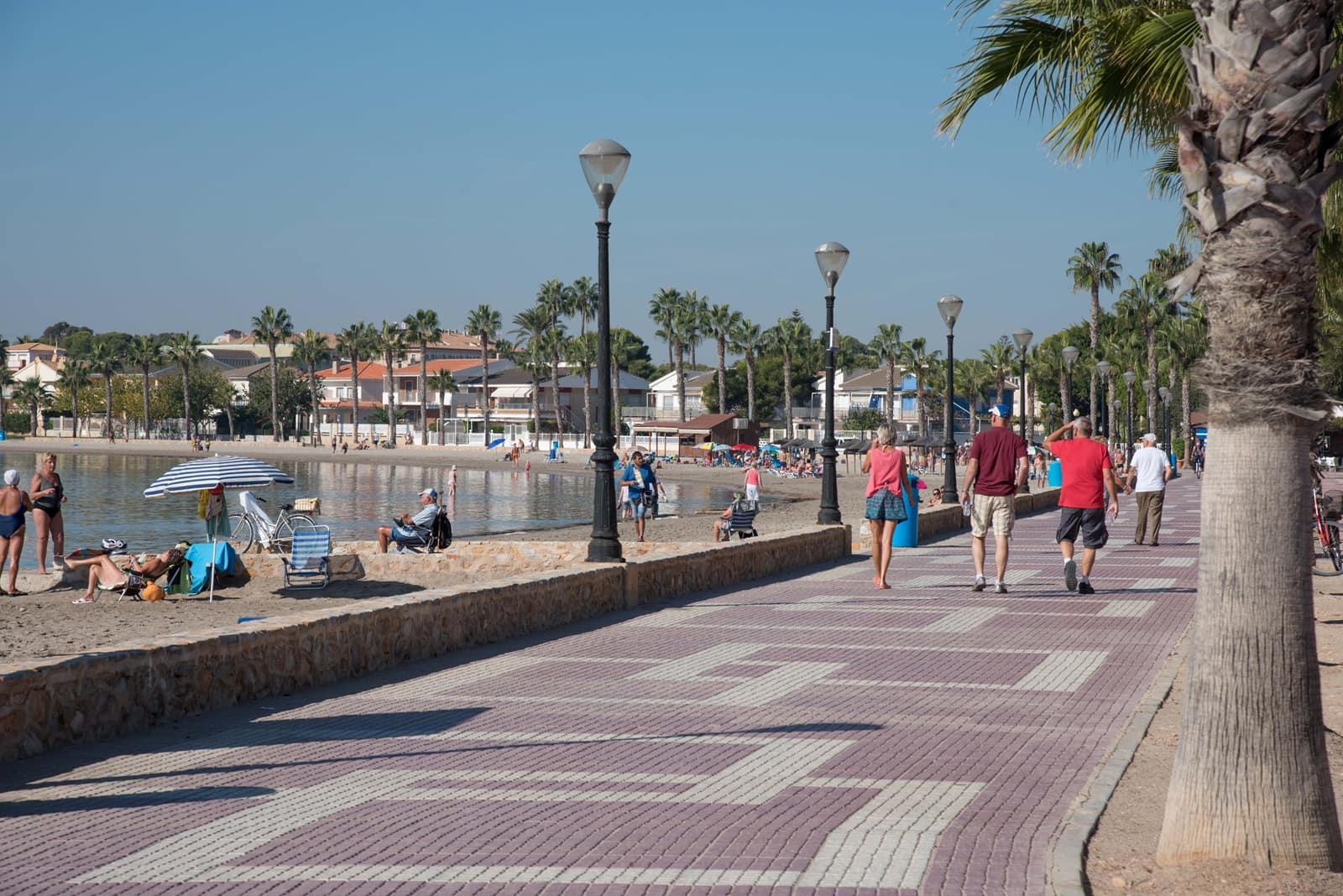 3 quarto Moradia para venda em Los Alcazares com piscina garagem - 374 000 € (Ref: 9198769)