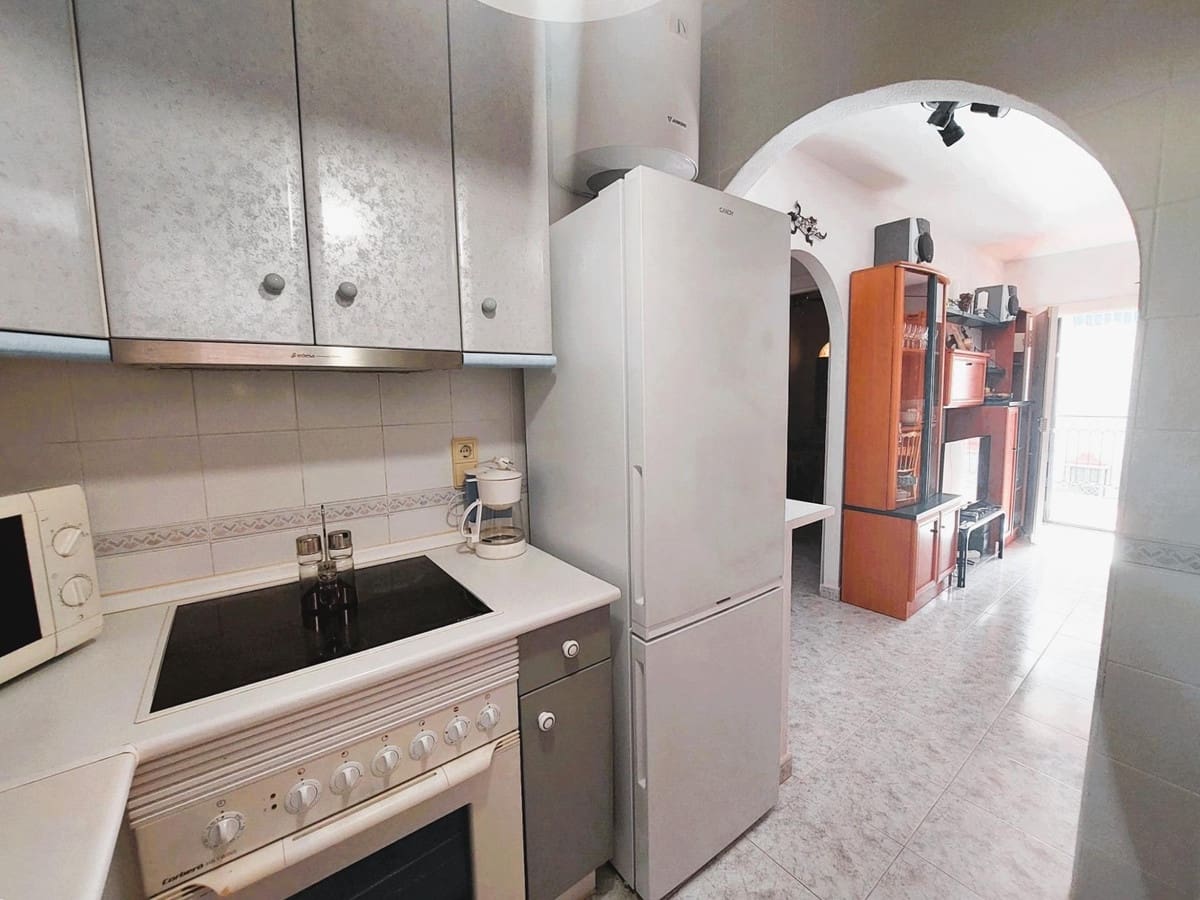 2 bedroom Penthouse for sale in Playa Flamenca with pool - € 147,000 (Ref: 9201846)