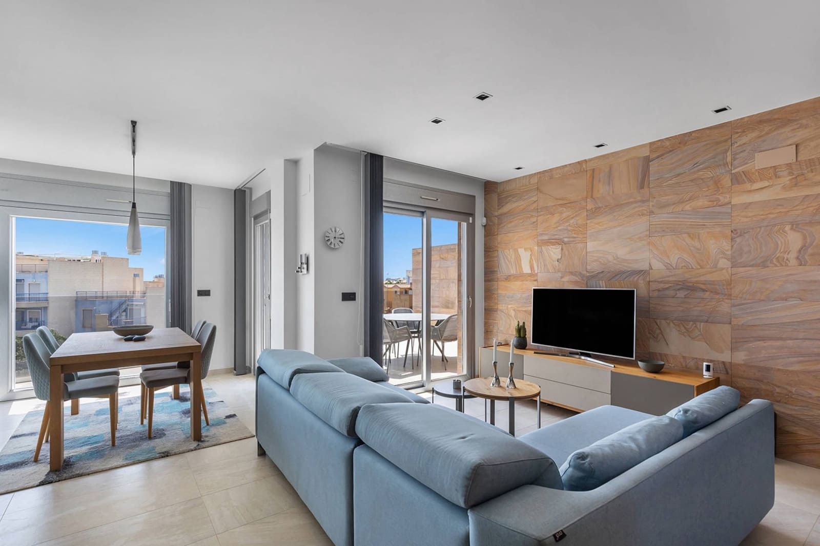 3 sypialnia Penthouse na sprzedaż w Cabo Roig z basenem garażem - 750 000 € (Ref: 9206299)