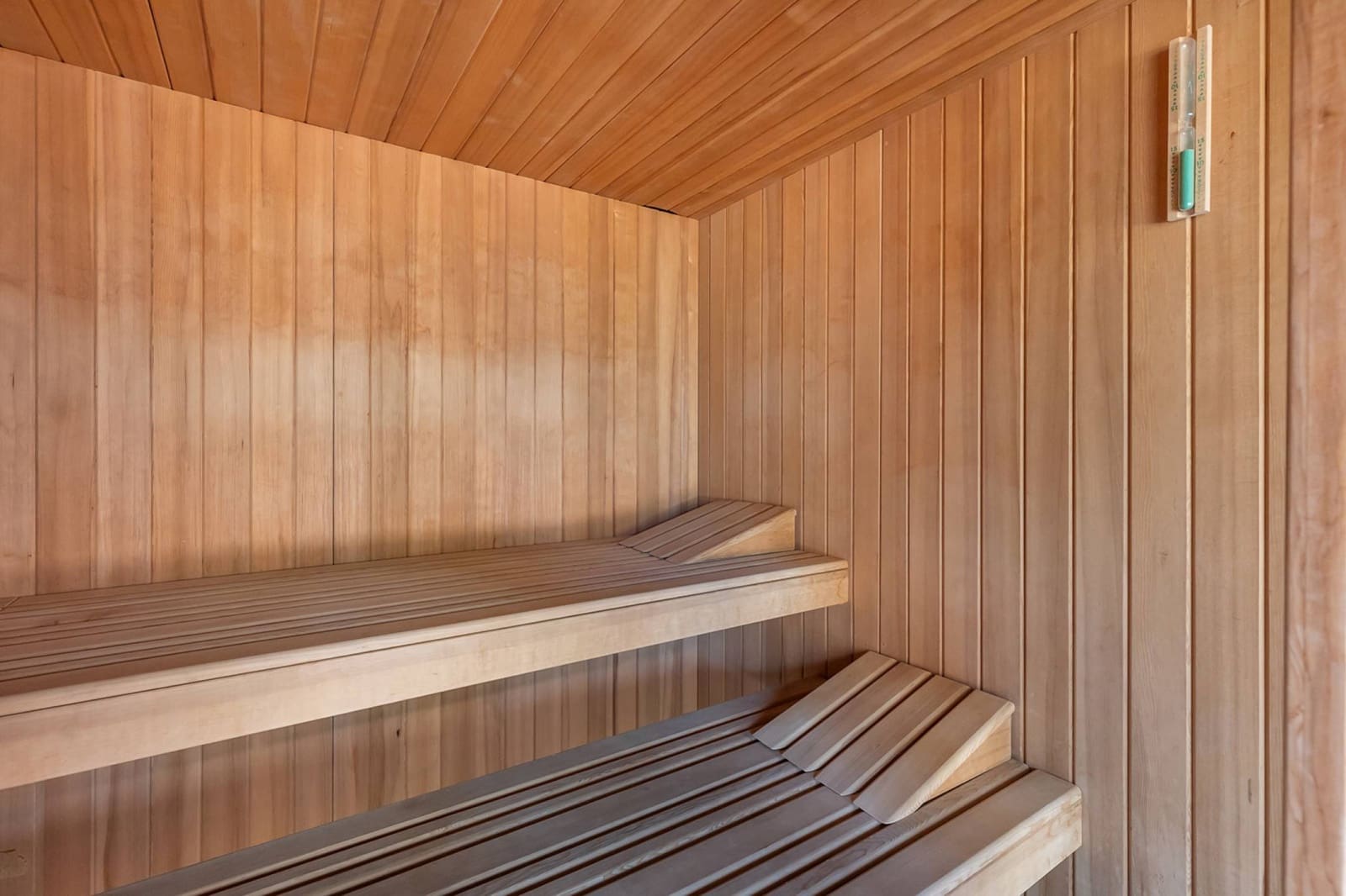 3 sypialnia Penthouse na sprzedaż w Cabo Roig z basenem garażem - 750 000 € (Ref: 9206299)