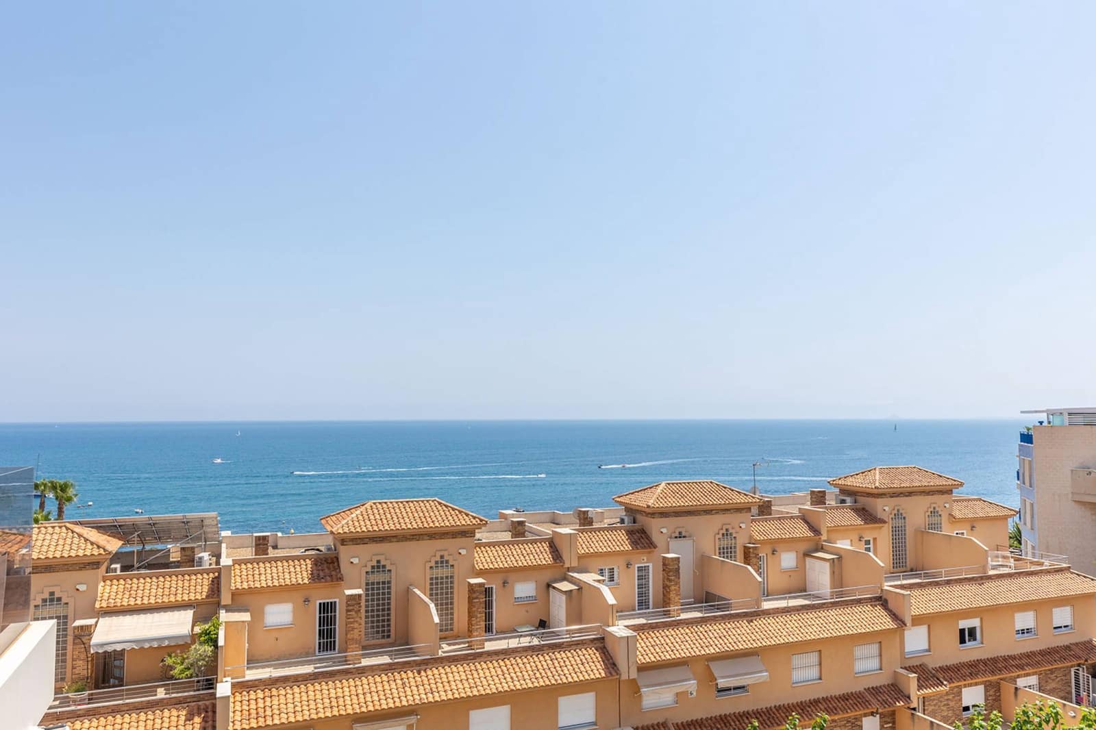 3 sypialnia Penthouse na sprzedaż w Cabo Roig z basenem garażem - 750 000 € (Ref: 9206299)