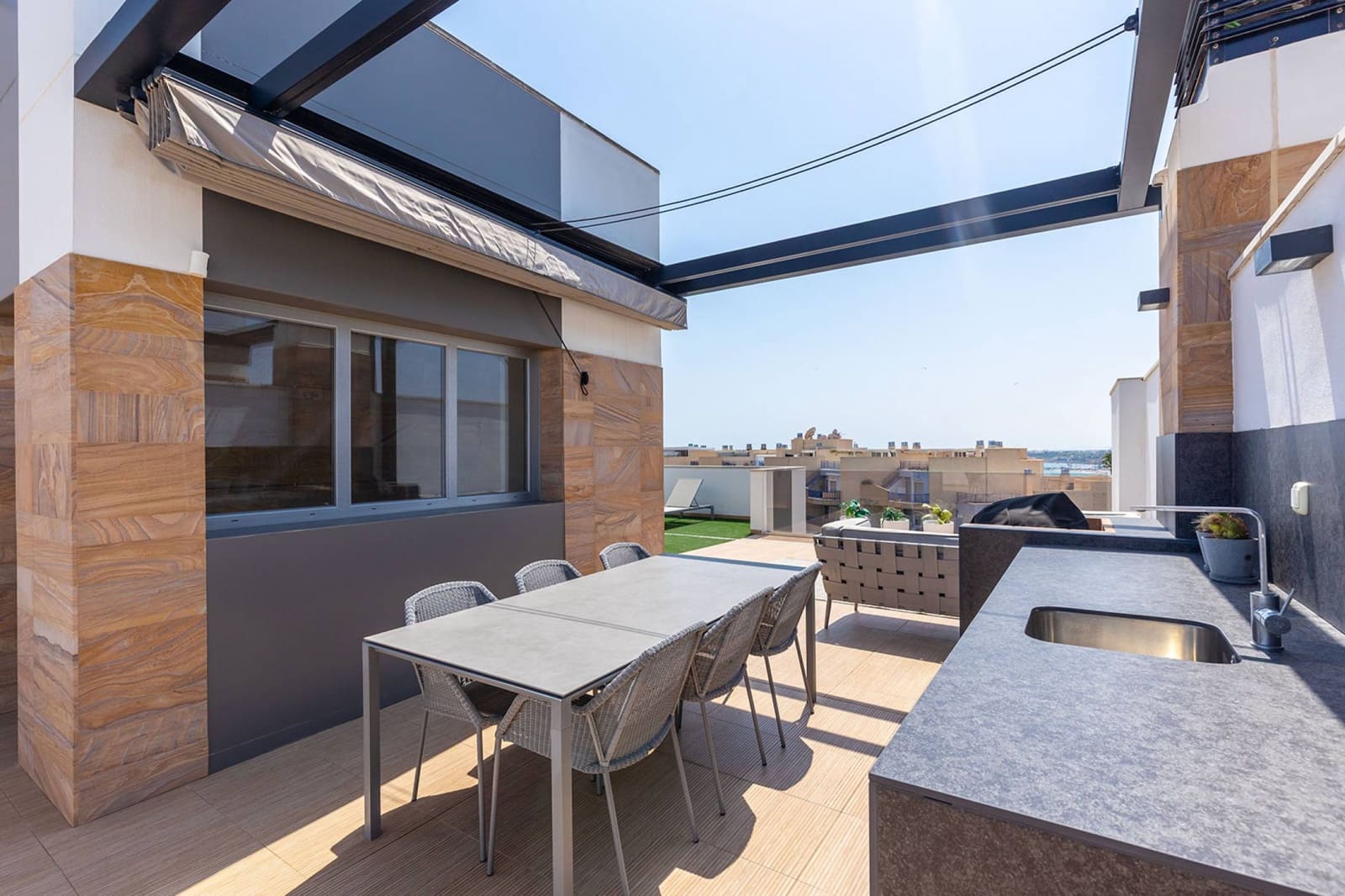 3 sypialnia Penthouse na sprzedaż w Cabo Roig z basenem garażem - 750 000 € (Ref: 9206299)