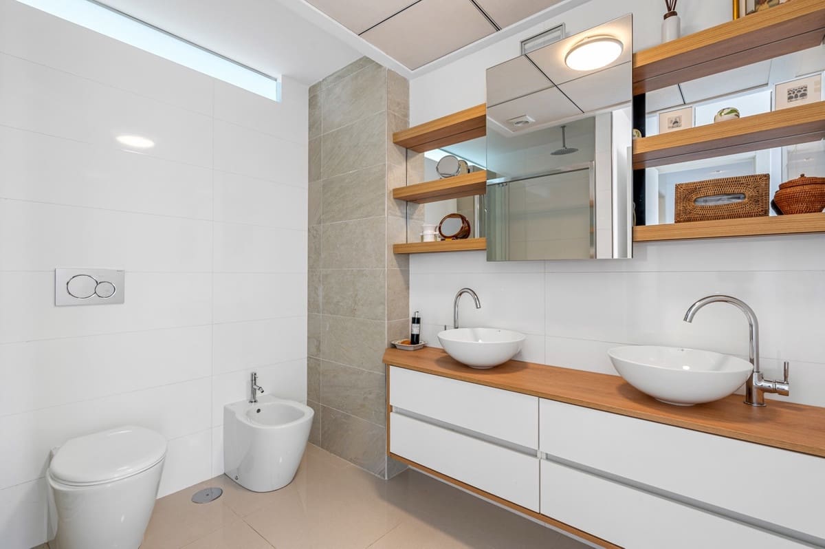 2 soveværelse Penthouse til salg i Ciudad Quesada med swimmingpool garage - € 299.000 (Ref: 9209380)