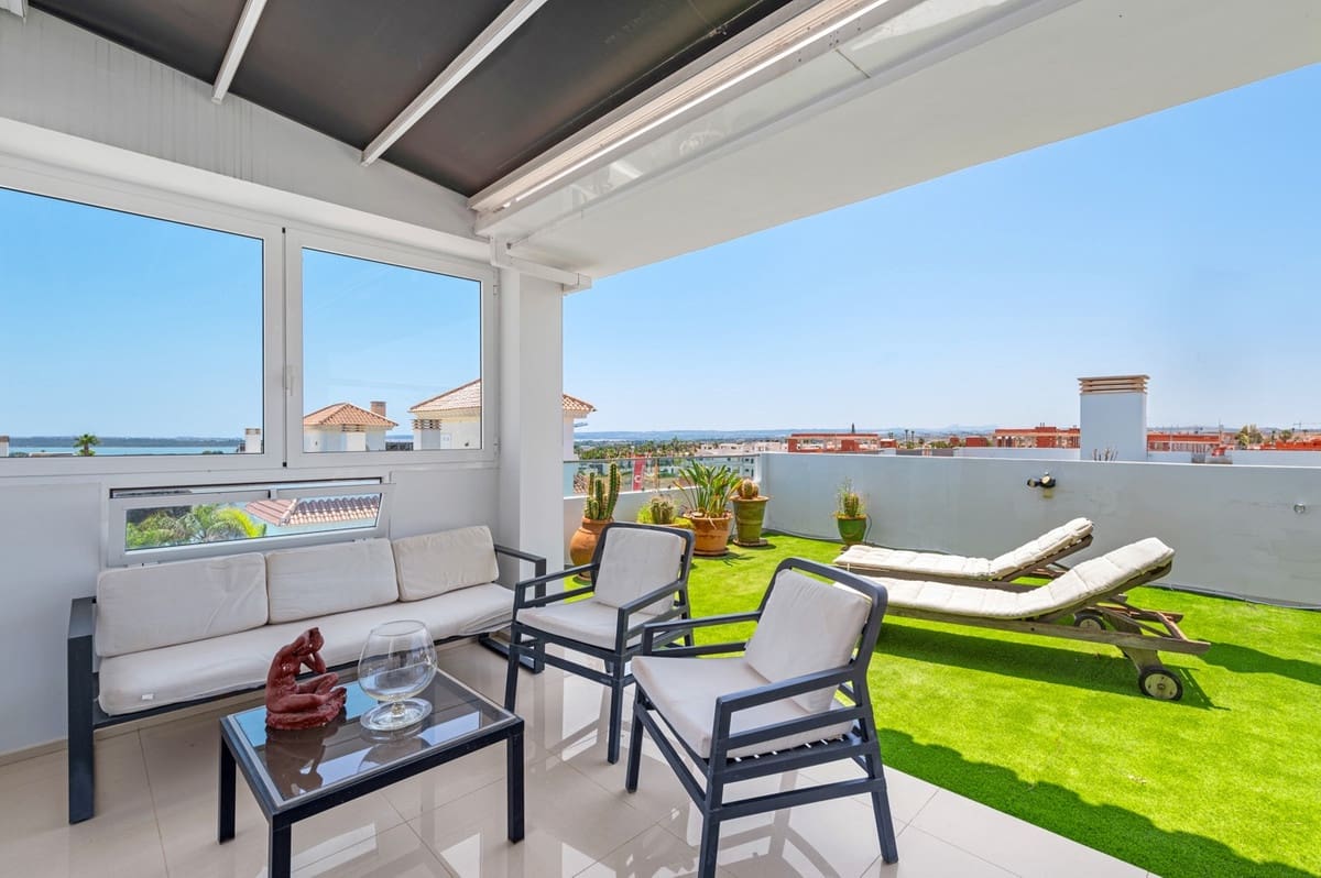 2 soveværelse Penthouse til salg i Ciudad Quesada med swimmingpool garage - € 299.000 (Ref: 9209380)