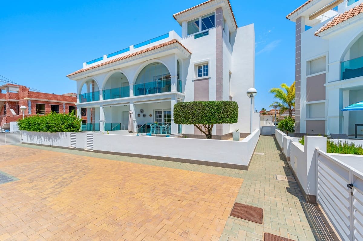 2 soveværelse Penthouse til salg i Ciudad Quesada med swimmingpool garage - € 299.000 (Ref: 9209380)