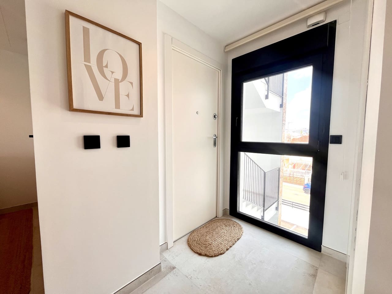 2 makuuhuone Huoneisto myytävänä paikassa La Zenia mukana uima-altaan 
autotalli - 360 000 € (Ref: 9231999)