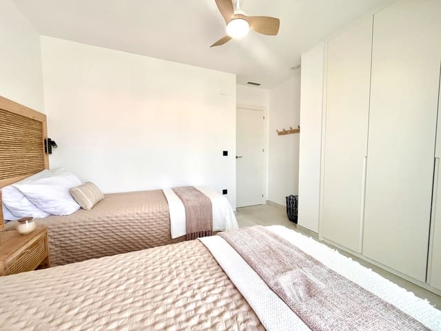 2 sypialnia Apartament na sprzedaż w La Zenia, Orihuela z basenem garażem - 360 000 € (Ref: 9231999)