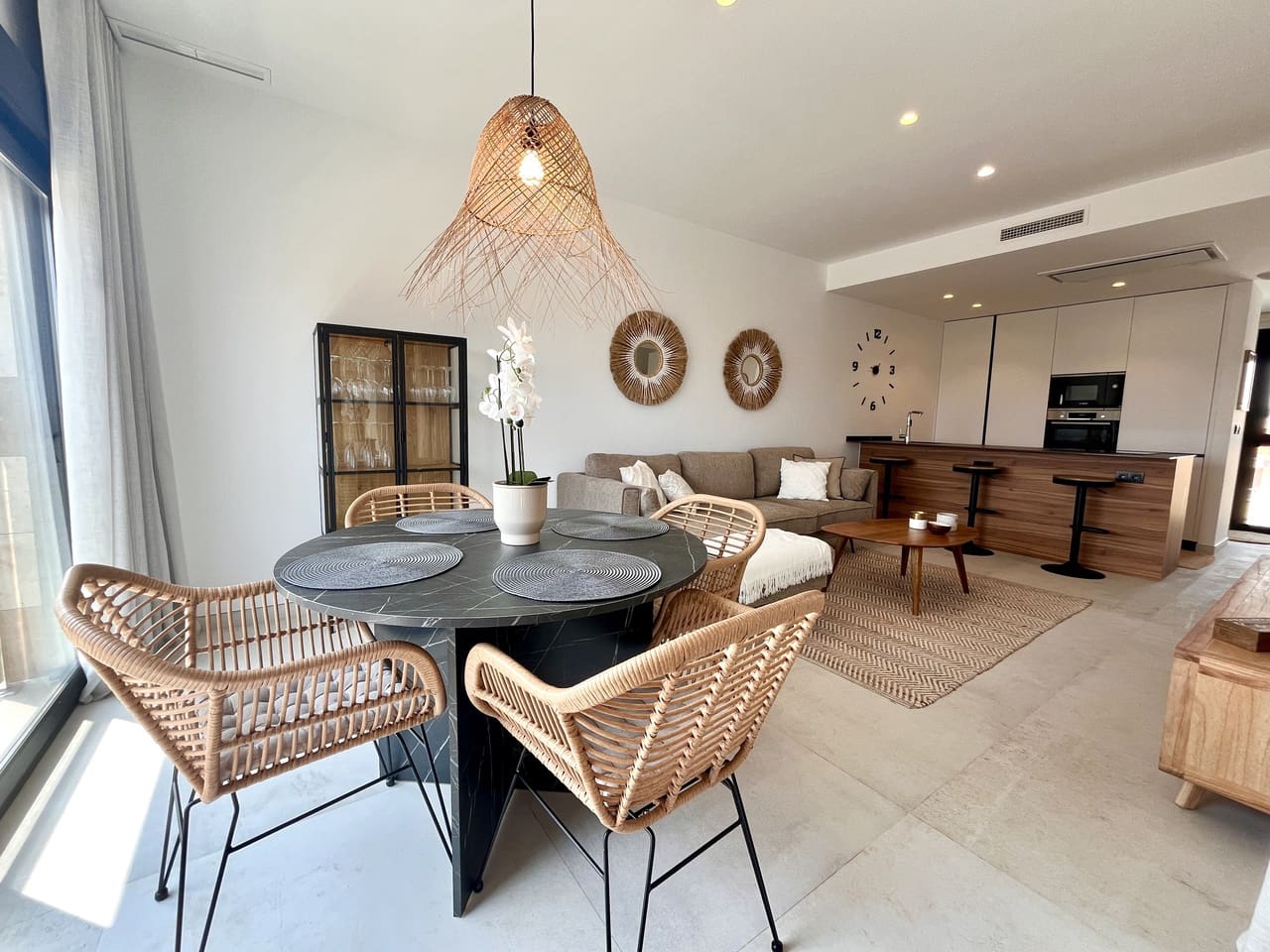 2 makuuhuone Huoneisto myytävänä paikassa La Zenia mukana uima-altaan 
autotalli - 360 000 € (Ref: 9231999)