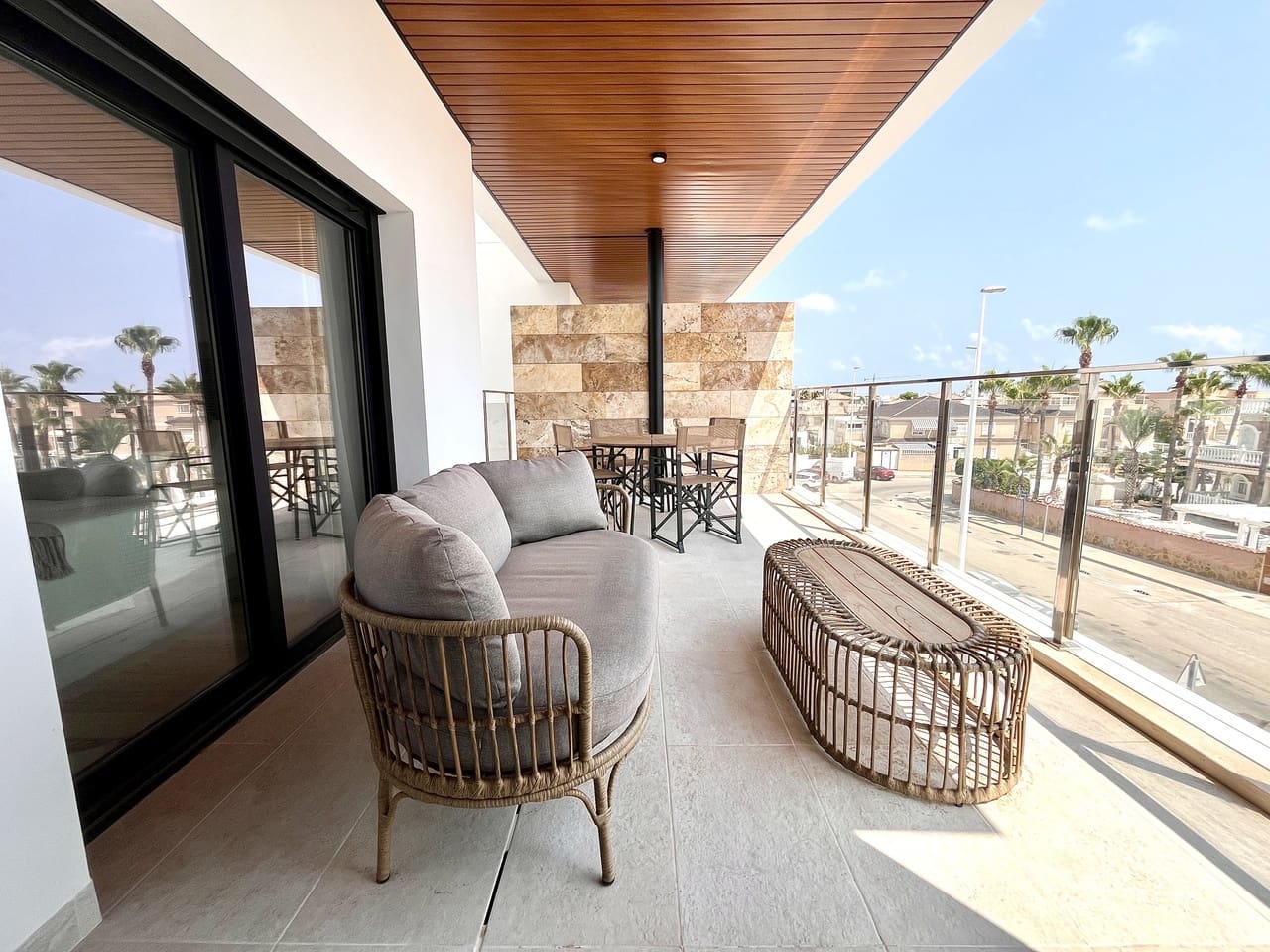 2 makuuhuone Huoneisto myytävänä paikassa La Zenia mukana uima-altaan 
autotalli - 360 000 € (Ref: 9231999)