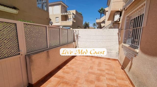 2 makuuhuone Huoneisto myytävänä paikassa Centro, Los Alcázares mukana uima-altaan - 179 500 € (Ref: 9232417)