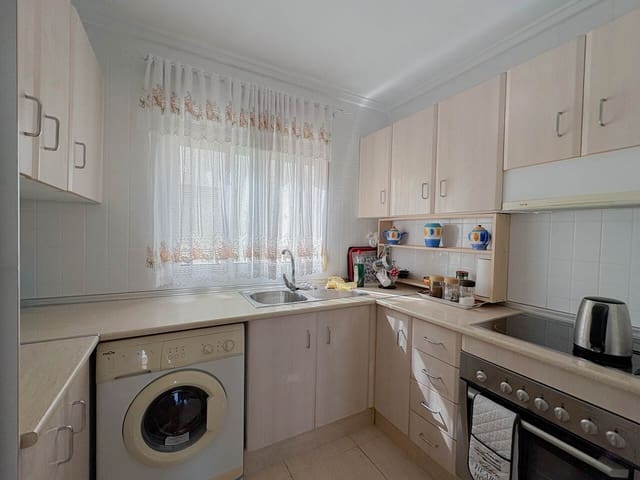 2 makuuhuone Huoneisto myytävänä paikassa Los Balcones mukana uima-altaan - 130 000 € (Ref: 9238900)