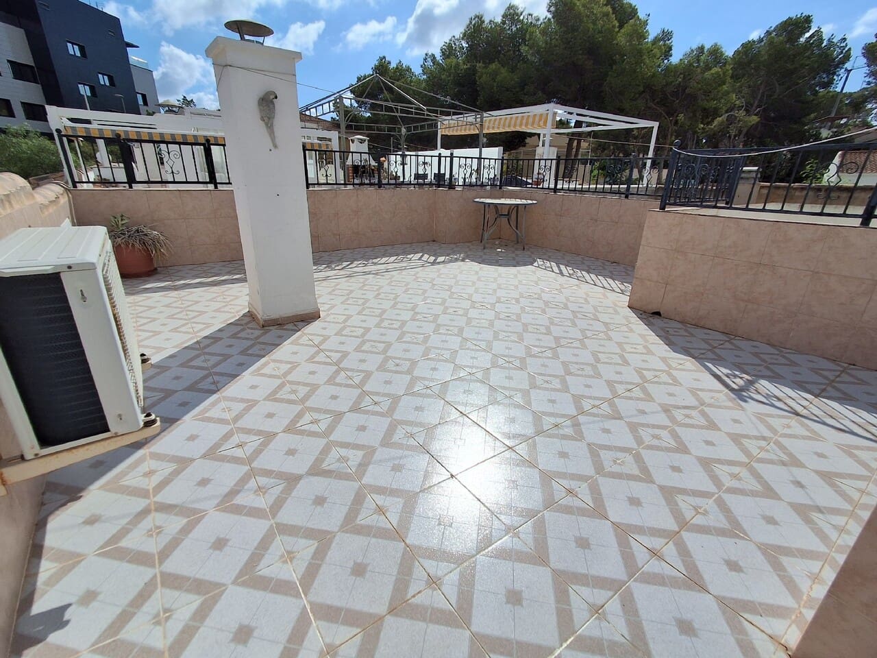 2 makuuhuone Huoneisto myytävänä paikassa Los Balcones mukana uima-altaan - 130 000 € (Ref: 9238900)