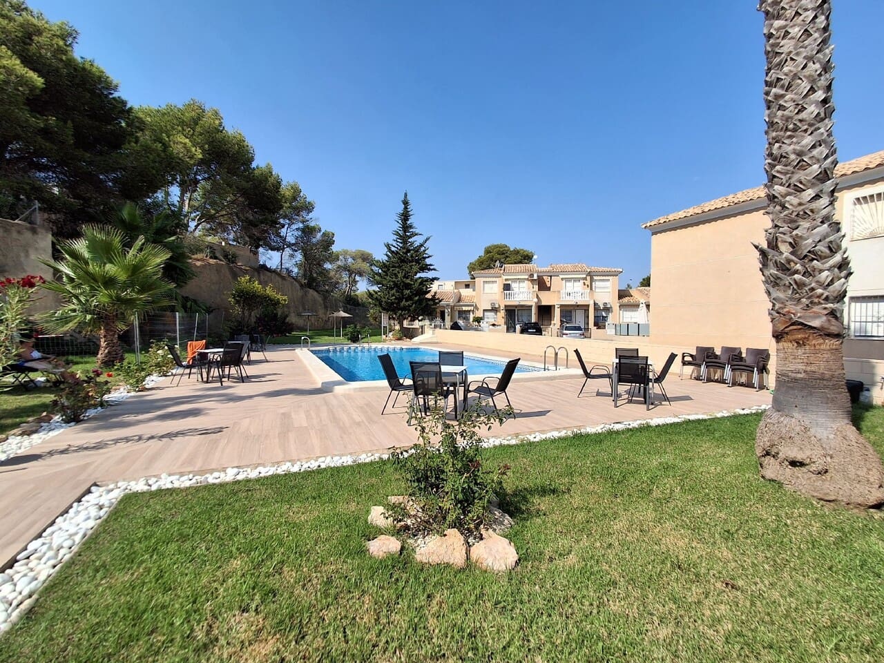 2 makuuhuone Huoneisto myytävänä paikassa Los Balcones mukana uima-altaan - 130 000 € (Ref: 9238900)