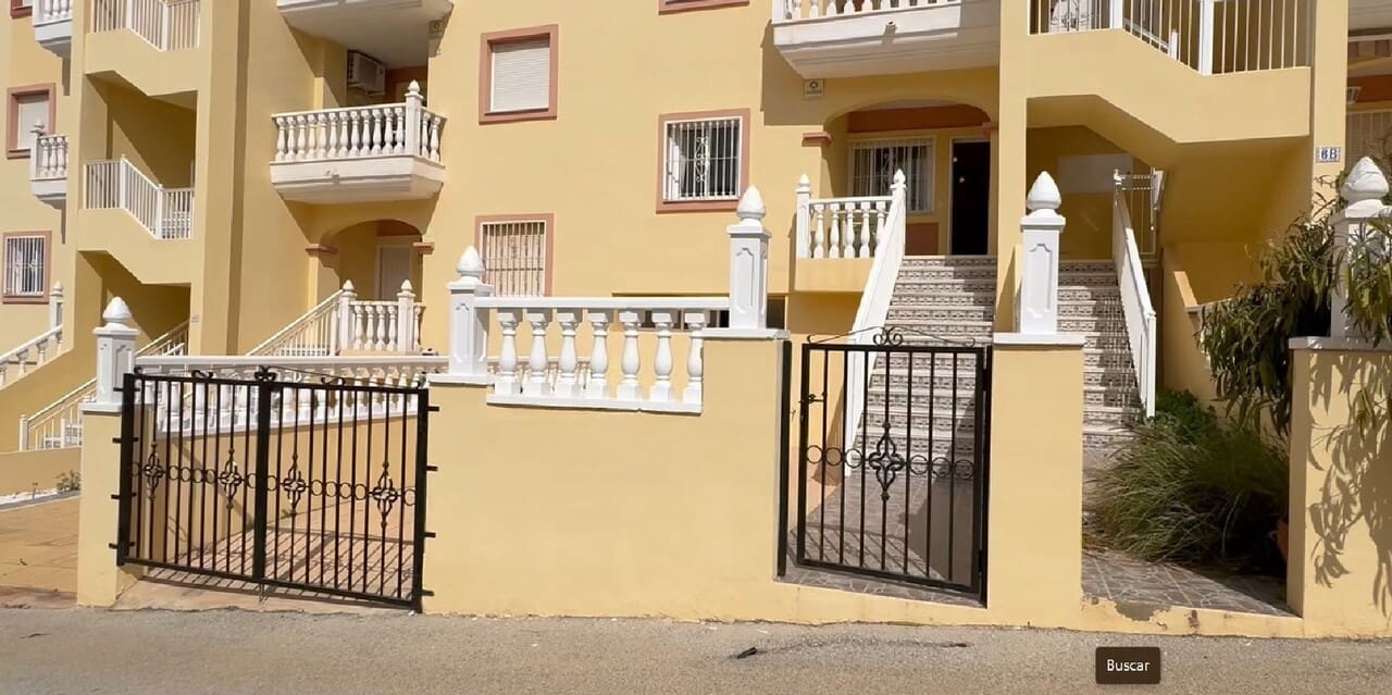 2 bedroom Apartment for sale in Villamartin with pool - € 129,500 (Ref: 9238901)