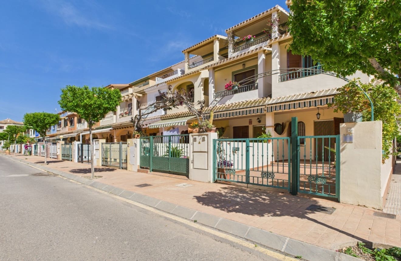 4 soverom Hus til salgs i Los Alcazares - € 194 900 (Ref: 9248548)