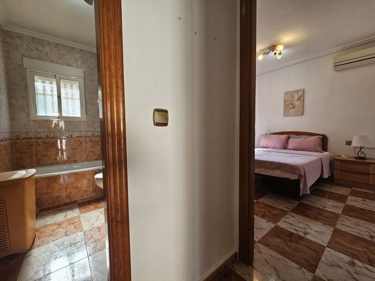 4 soverom Villa til salgs i Cabo Roig med svømmebasseng garasje - € 355 000 (Ref: 9272155)