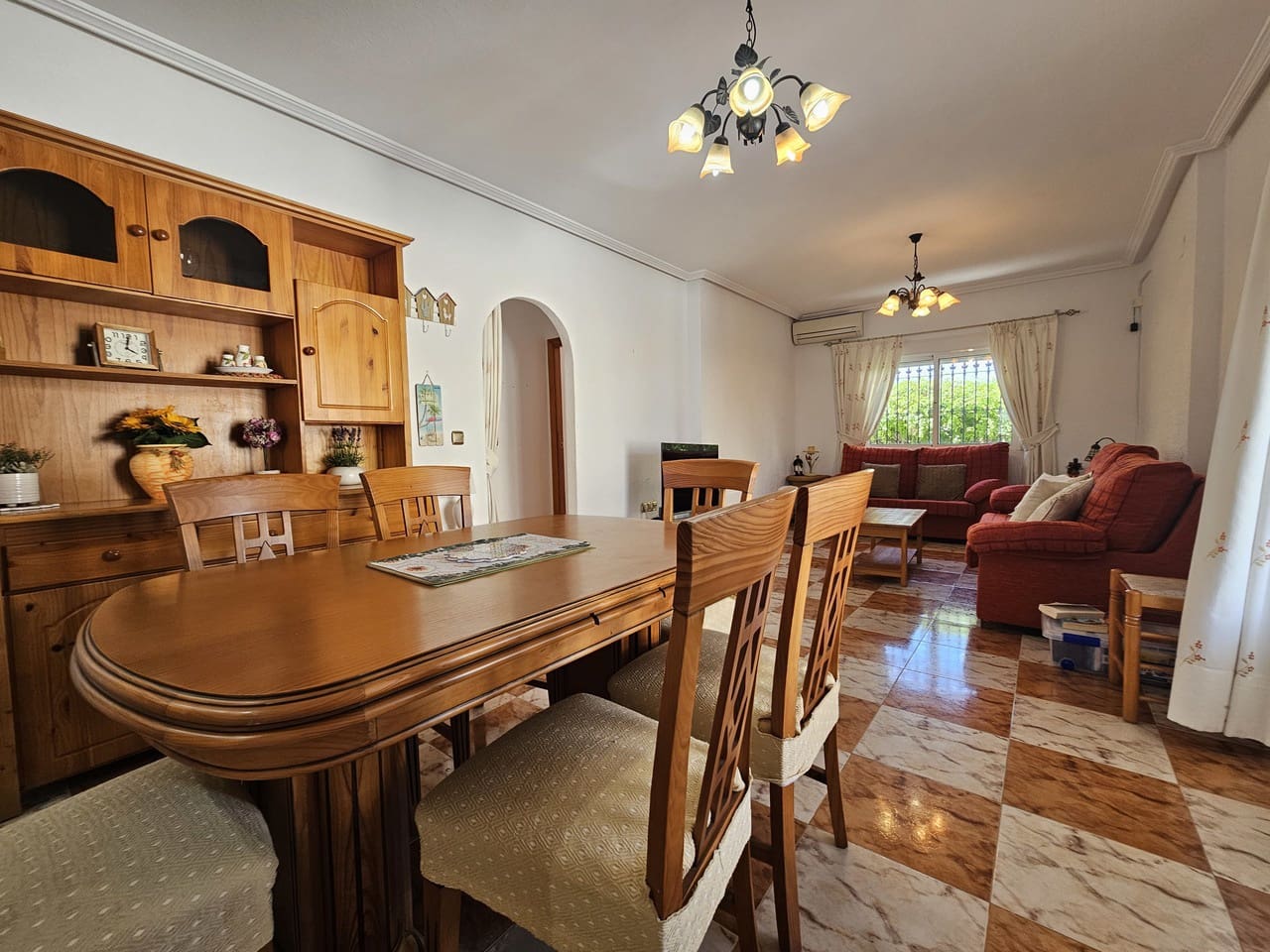 4 soverom Villa til salgs i Cabo Roig med svømmebasseng garasje - € 355 000 (Ref: 9272155)