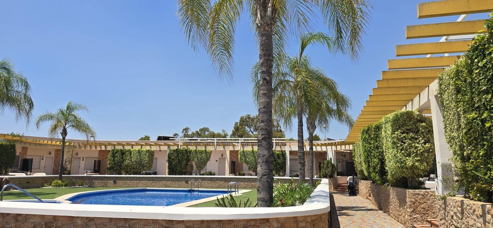 2 soveværelse Byhus til salg i Pilar de la Horadada med swimmingpool - € 234.900 (Ref: 9283134)