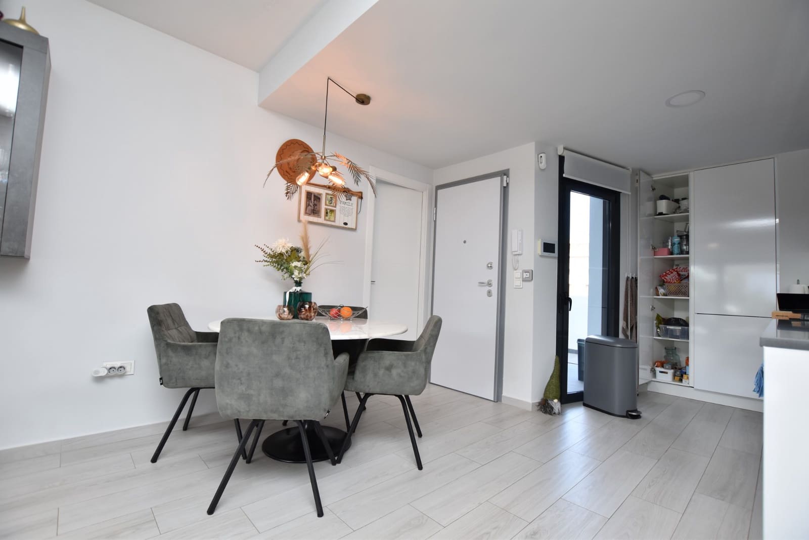 3 soverom Leilighet til salgs i Villamartin med svømmebasseng garasje - € 359 000 (Ref: 9283135)