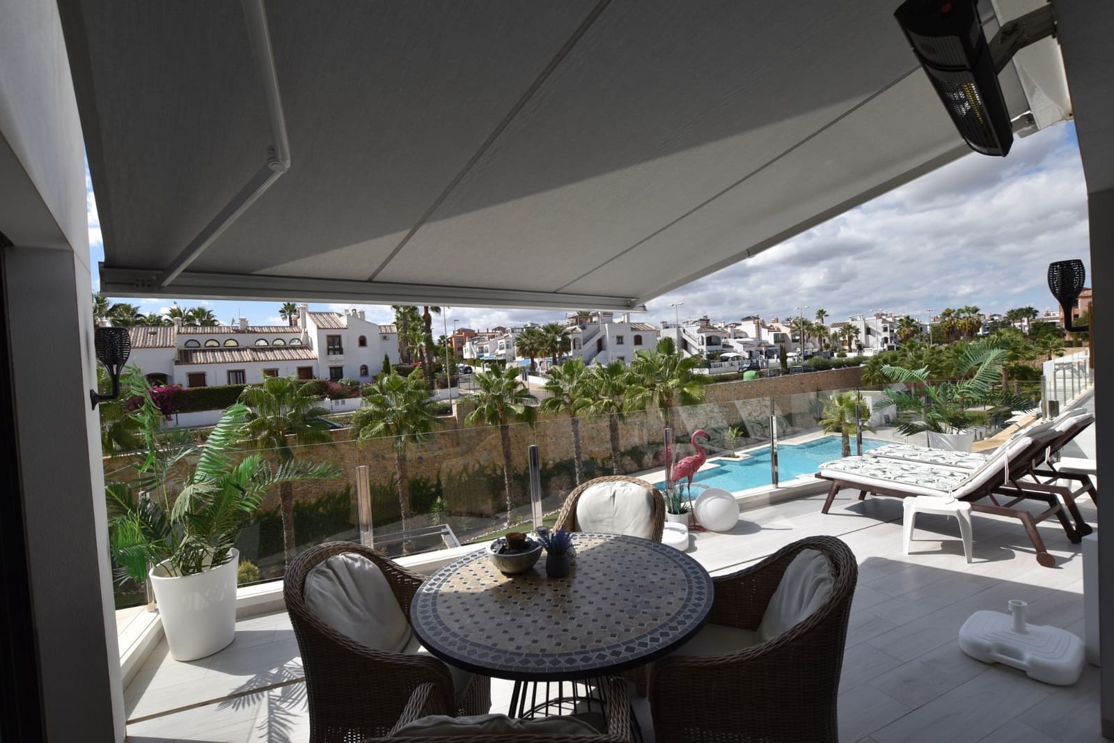 3 soverom Leilighet til salgs i Villamartin med svømmebasseng garasje - € 359 000 (Ref: 9283135)