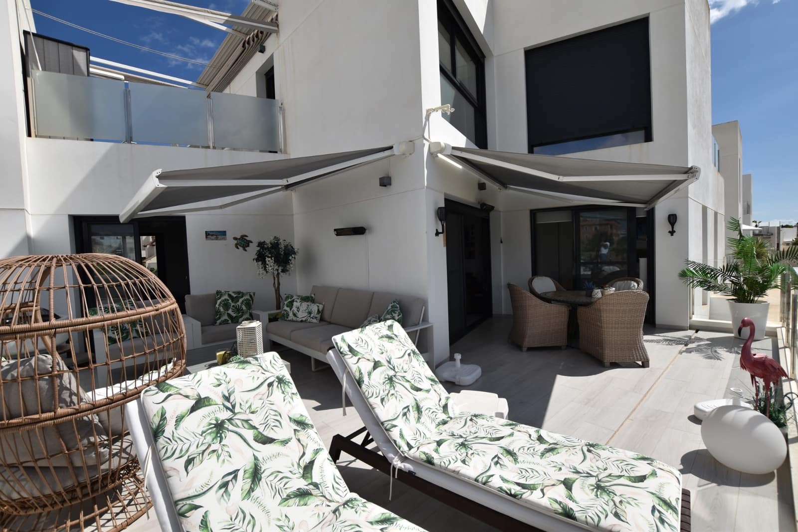 3 soverom Leilighet til salgs i Villamartin med svømmebasseng garasje - € 359 000 (Ref: 9283135)