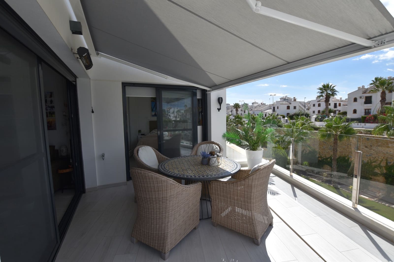 3 soverom Leilighet til salgs i Villamartin med svømmebasseng garasje - € 359 000 (Ref: 9283135)