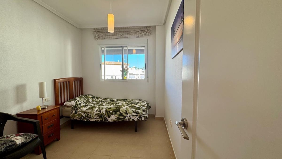 3 soveværelse Lejlighed til salg i Villamartin med swimmingpool garage - € 175.000 (Ref: 9288313)