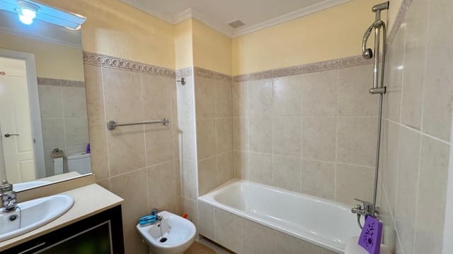 3 bedroom Apartment for sale in Villamartin, Orihuela with pool garage - € 175,000 (Ref: 9288313)