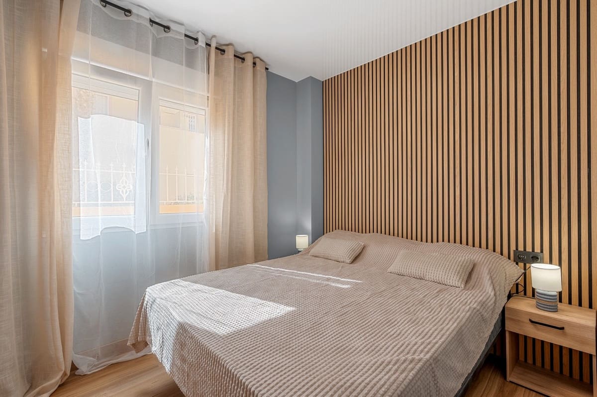 Apartamento de 3 habitaciones en Orihuela Costa en venta con piscina - 195.000 € (Ref: 9288314)