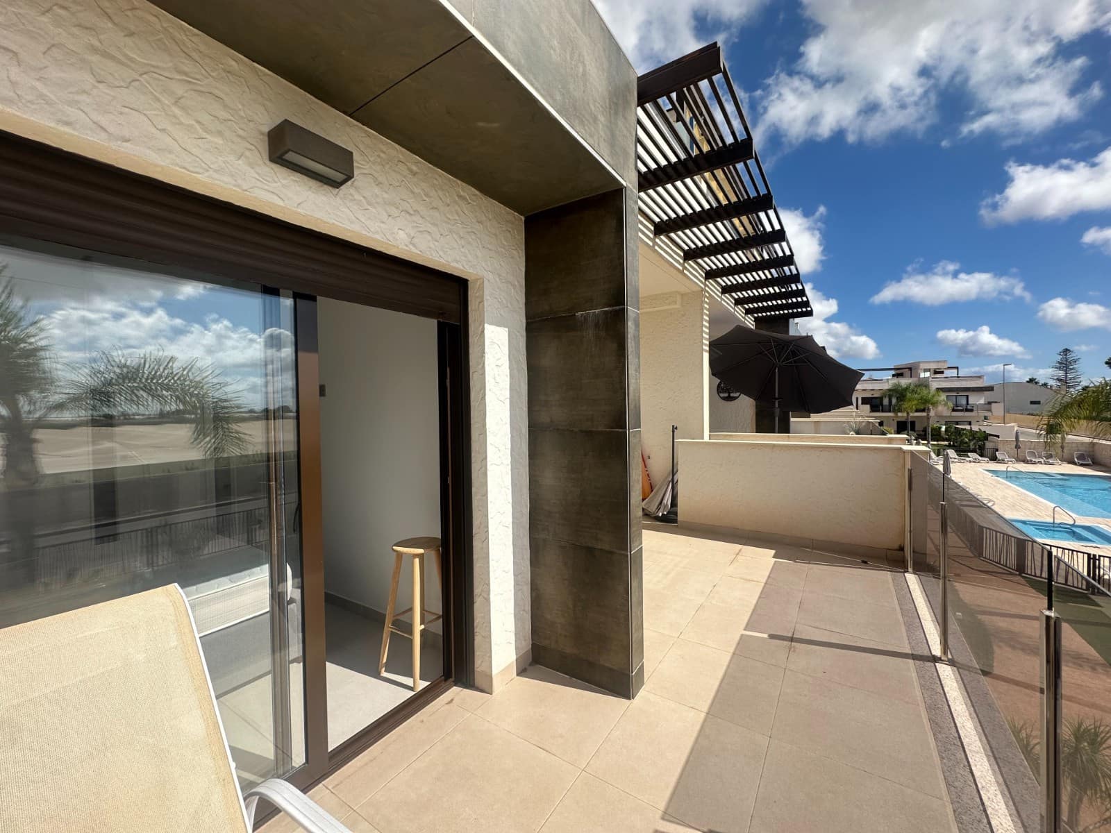 2 soveværelse Penthouse til salg i Dolores De Pacheco med swimmingpool - € 210.000 (Ref: 9295915)