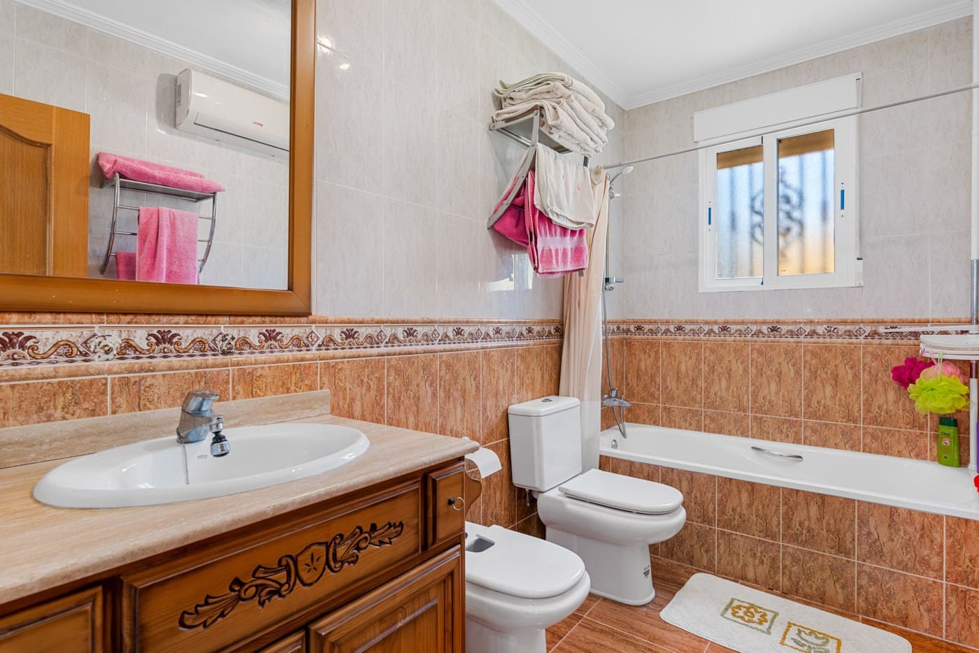 4 sypialnia Willa na sprzedaż w Jacarilla z basenem garażem - 350 000 € (Ref: 9295916)