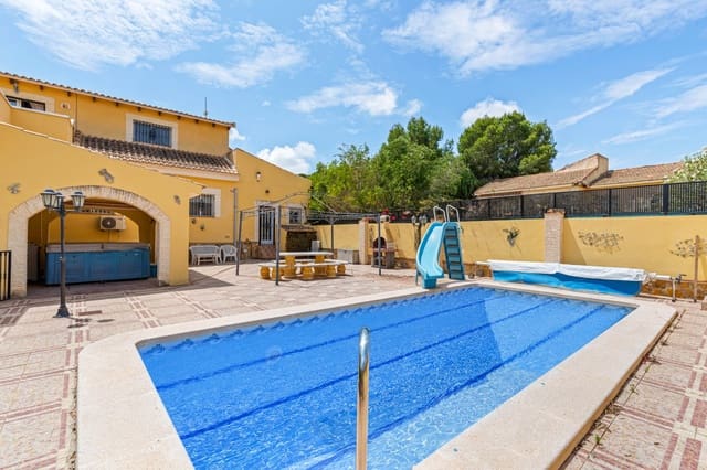 4 camera da letto Villa in vendita in Jacarilla con piscina garage - 350.000 € (Rif: 9295916)