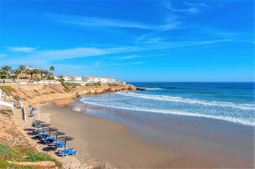 3 camera da letto Villa in vendita in La Zenia con piscina garage - 495.000 € (Rif: 9300314)