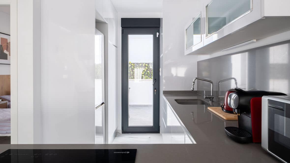 3 soveværelse Villa til salg i Torrevieja med swimmingpool garage - € 385.000 (Ref: 9300315)