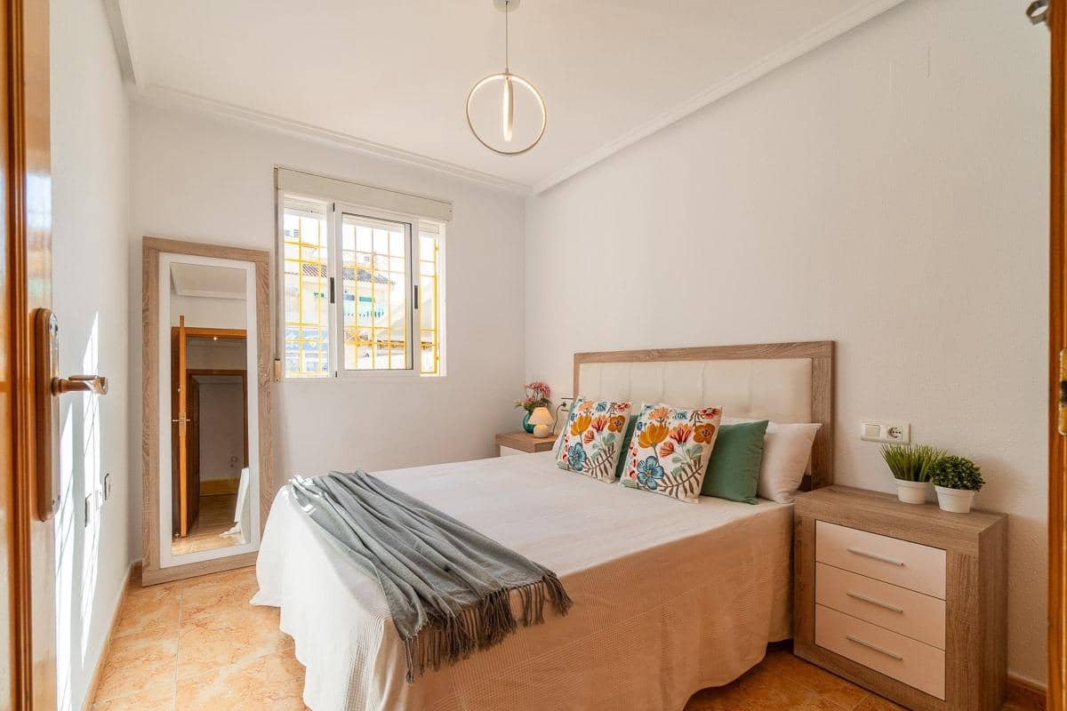 2 Zimmer Haus zu verkaufen in El Limonar mit Pool Garage - 139.000 € (Ref: 9300319)