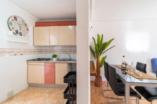 2 soverom Hus til salgs i El Limonar, Torrevieja med svømmebasseng garasje - € 139 000 (Ref: 9300319)